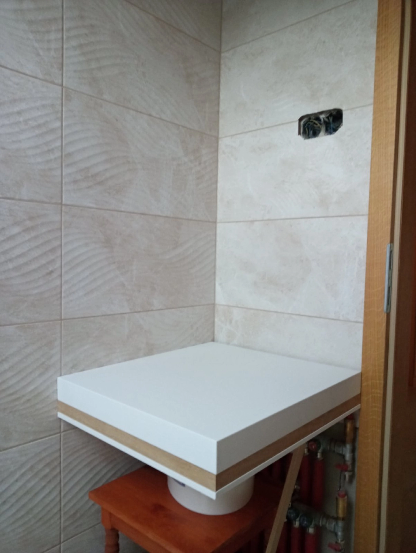 Korián berakásos bútorok